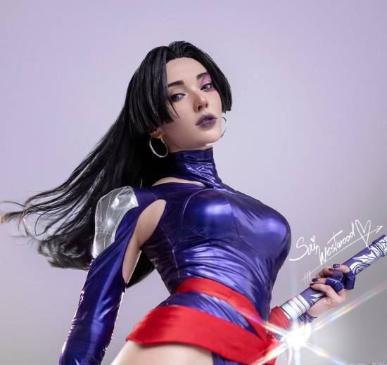 贝盈网 《漫威争锋》灵蝶超美COS：完美身材大长腿！