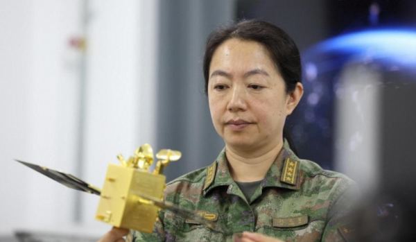 蚂蚁策略 被称为“最美”女大校的卫星通信专家何元智当选中科院院士